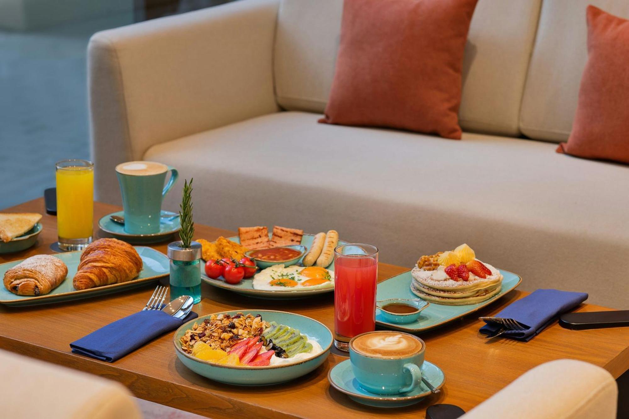 Hotel Courtyard By Marriott World Trade Center, Abu Dhabi